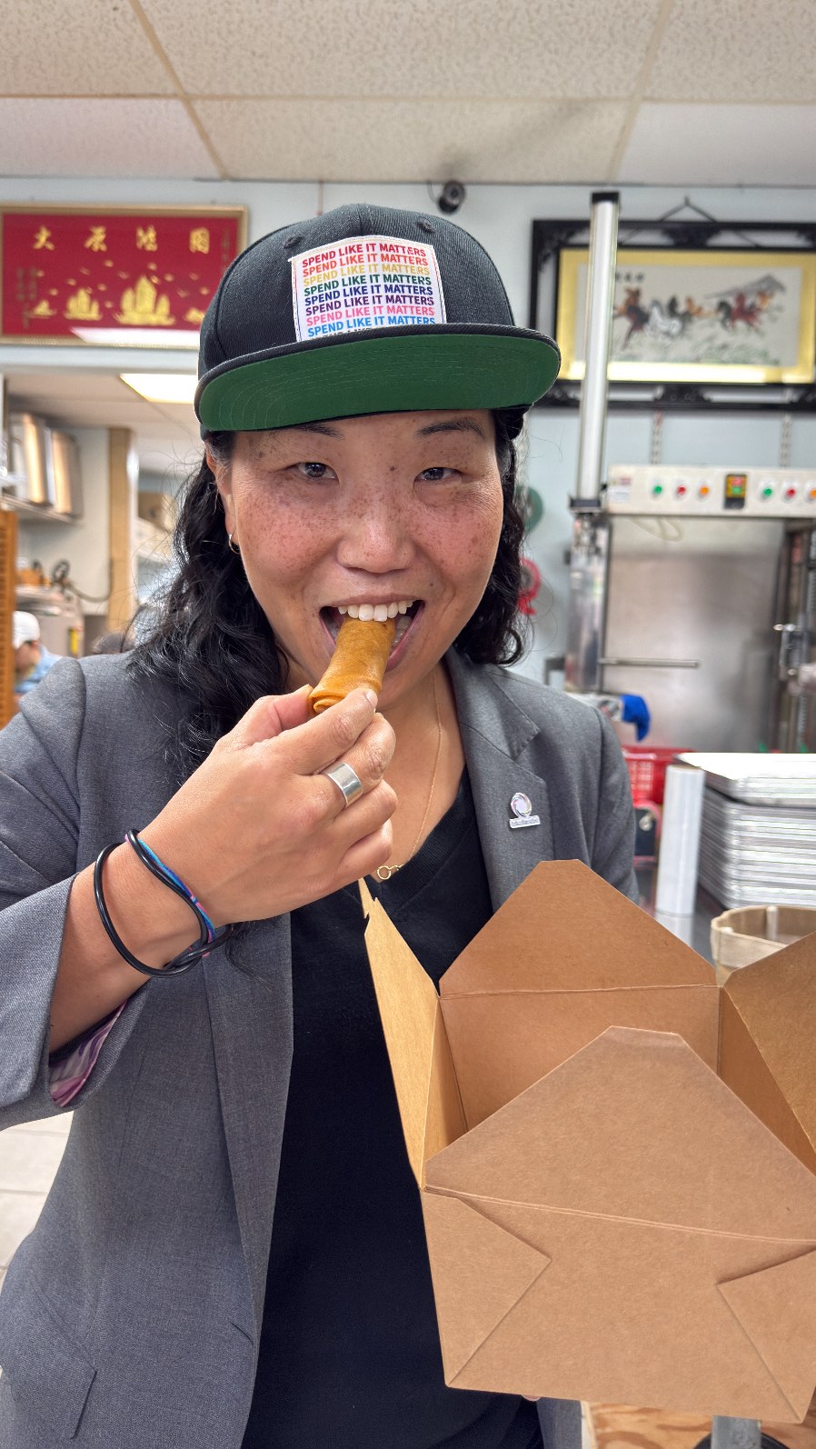 What an incredible day of small businesses love and support throughout Seattle’s Chinatown-International District!

Thanks to @taaforg, we partnered with @cidseattle on the Small Business Saturday Pass, bringing thousands of people to the neighborhood.

Let’s continue to show up for the C-ID small businesses we love throughout this holiday season ❤️

🎥: @vlackmedia 

#spendlikeitmatters #seattlesmallbusiness #smallbusinesssaturday