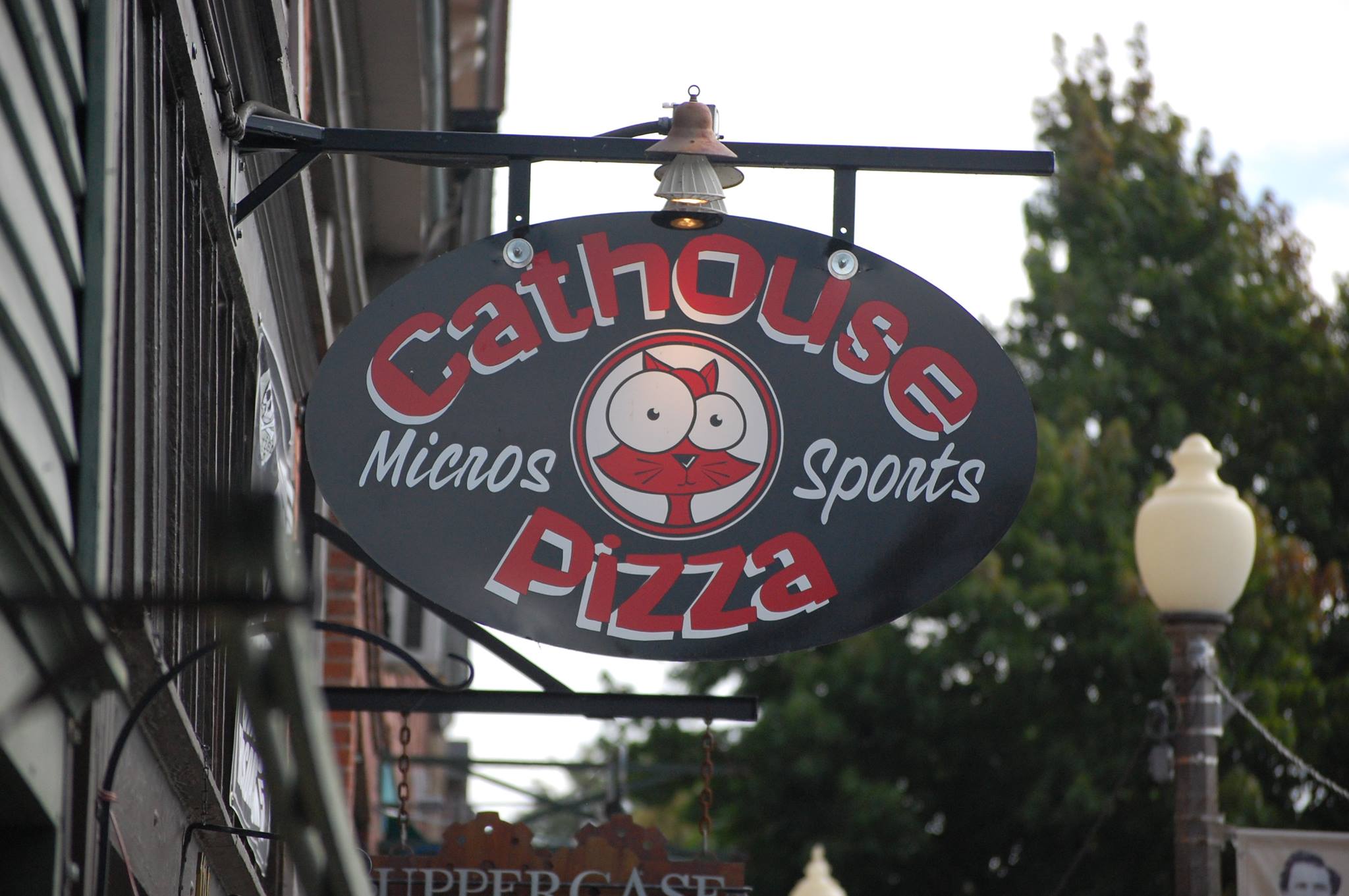 Cathouse Pizza