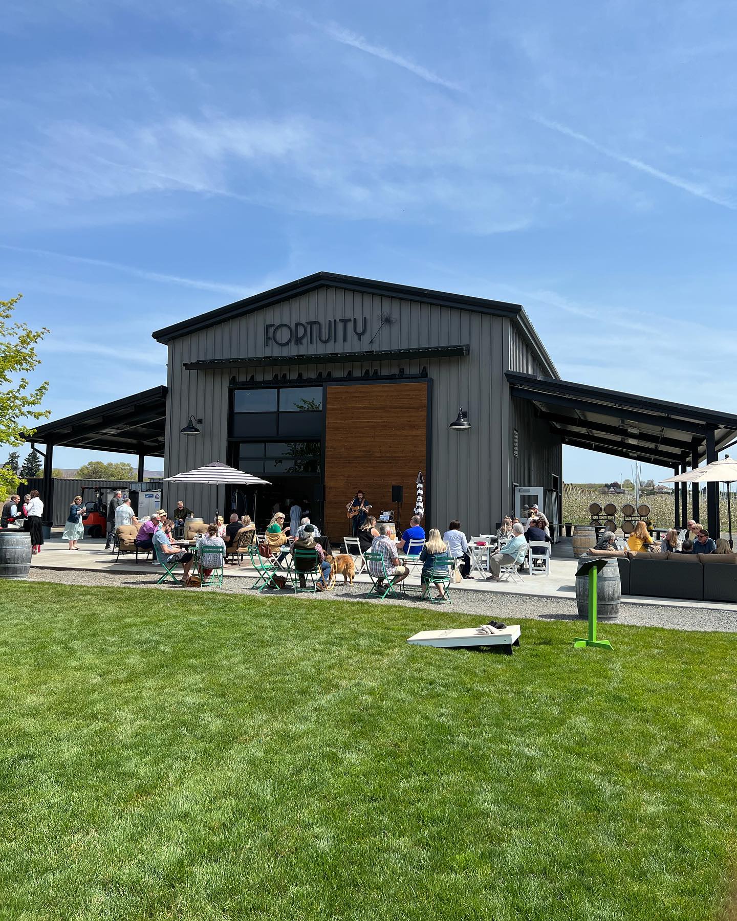 The outside of Fortuity Cellars