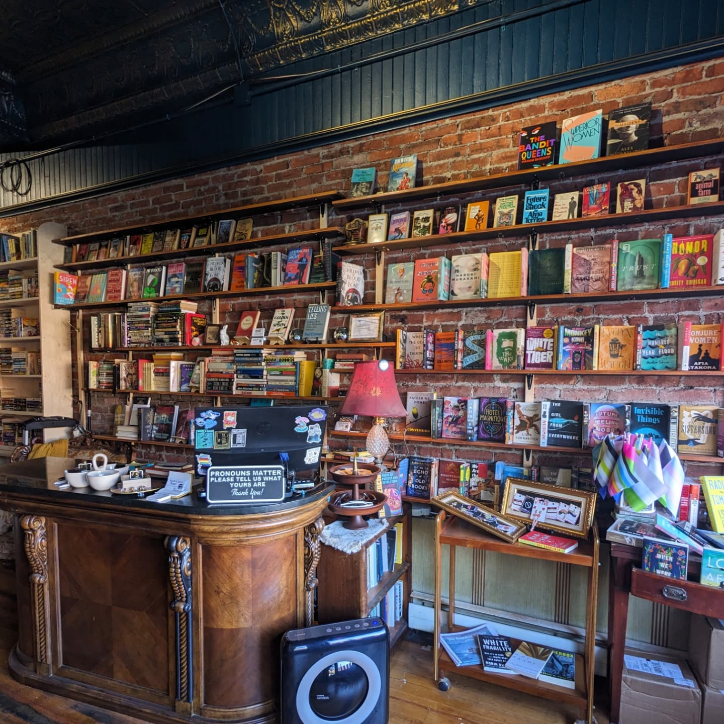 Wolfe and Kron Books - Interior